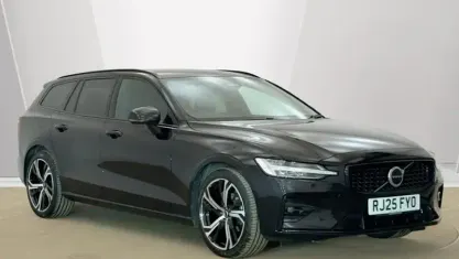 Używany Volvo V60 Plus 197 KM (144 kW) 2026 Kombi