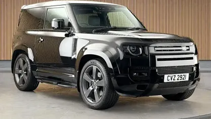 Used Land Rover Defender S 525 HP (386 kW) 2023 Santorini black SUV