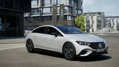 Uusi Mercedes EQE500 AMG 330 kW (449 HP) 2025 Sedan