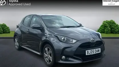 Begagnad Toyota Yaris Hybrid 116 HK (85 kW) 2026 Halvkombi