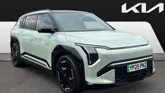 Used 2025 Kia EV3 GT-Line S SUV | £36,271 (Good price)