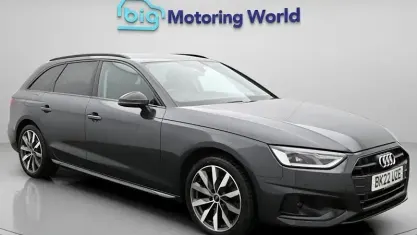 Gebraucht Audi A4 Sport 163 PS (119 kW) 2022 Grau Kombi