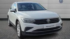 White Used 2022 VW Tiguan Life SUV | £17,999 (Fair price)