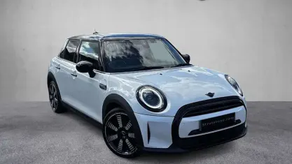 Used Mini Cooper Exclusive 136 HP (100 kW) 2022 White Hatchback