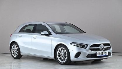 Usado Mercedes A180 Executive 116 HP (85 kW) 2019 Prateado Citadino