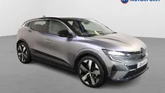 Used 2025 Renault Mégane Komfort Hatchback | £24,399 (Fair price)