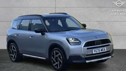 Used Mini Cooper Exclusive 150 kW (204 HP) 2025 Blue Hatchback