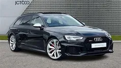 Mythos black, metallic Used 2018 Audi RS4 Design Estate | £36,690 (Fair price)