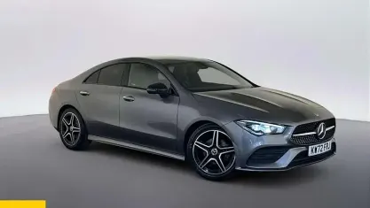 Usado Mercedes CLA180 AMG Line Premium 136 CV (100 kW) 2022 Berlina