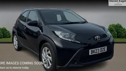 Used Toyota Aygo X PURE 72 HP (52 kW) 2025 SUV
