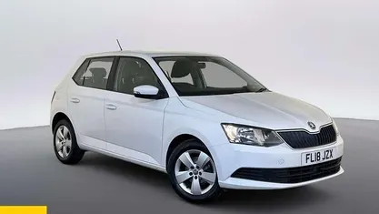 Used Skoda Fabia SE 75 HP (55 kW) 2018 White Hatchback
