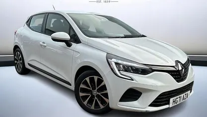Used 2021 Renault Clio V Iconic Hatchback | £12,799 (Fair price)