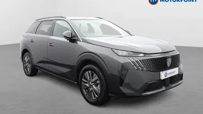 Second-hand Peugeot 5008 Allure 145 CP (106 kW) 2025 Gri SUV