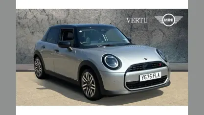 Used Mini Cooper Classic 150 kW (204 HP) 2025 Silver Hatchback