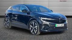 Used 2025 Renault Mégane Komfort Hatchback | £23,995 (Fair price)