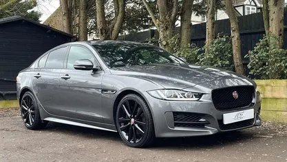 Used Jaguar XE R-Sport 250 HP (183 kW) 2018 Grey Sedan