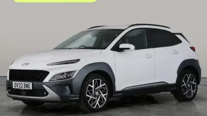 Usado Hyundai Kona Premium 141 HP (103 kW) 2022 Branco SUV