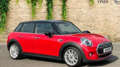 Used Mini Cooper Exclusive 136 HP (100 kW) 2019 Red Hatchback