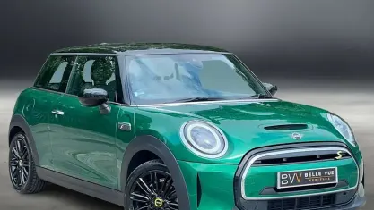 Used Mini Cooper Level 2 135 kW (184 HP) 2022 Green Hatchback