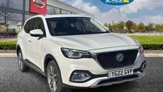 White Used 2022 MG HS Exclusive SUV | £16,790 (Fair price)
