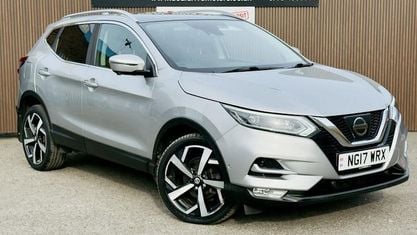 Second-hand Nissan Qashqai Tekna 131 CP (96 kW) 2017 Argintiu SUV