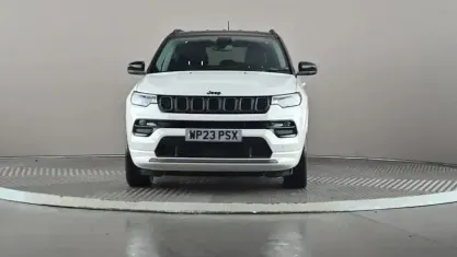 Used Jeep Compass 241 HP (177 kW) 2023 White/black SUV