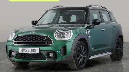 Używany Mini Cooper S Classic 220 KM (161 kW) 2022 Hatchback