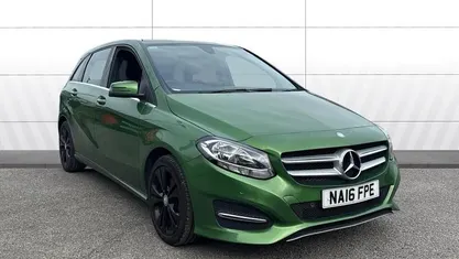 Used Mercedes B200 Executive 156 HP (114 kW) 2016 Green MPV
