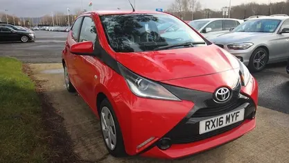 Used Toyota Aygo X-play 69 HP (50 kW) 2018 Hatchback