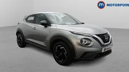 Used Nissan Juke N-Connecta 114 HP (83 kW) 2023 Silver SUV