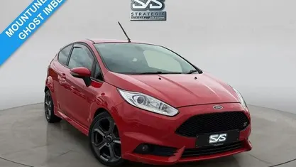 Used Ford Fiesta ST 182 HP (133 kW) 2017 Red Hatchback