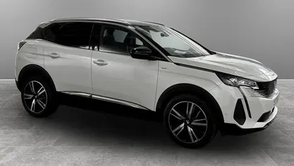 Used Peugeot 3008 Premium 131 HP (96 kW) 2022 SUV