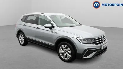 Used 2024 VW Tiguan Allspace Life SUV | £23,899 (Good price)