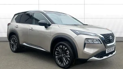 Nouă Nissan X-Trail Tekna+ 163 CP (119 kW) 2026 SUV