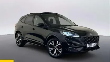 Usado Ford Kuga ST-Line X 224 HP (164 kW) 2022 Preto SUV