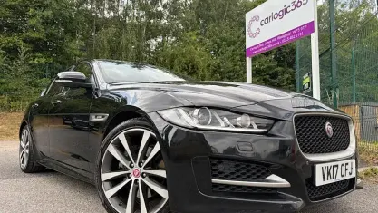 Used Jaguar XE R-Sport 179 HP (131 kW) 2019 Sedan