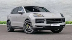 Crayon Used 2023 Porsche Cayenne SUV | £73,990 (Super price)