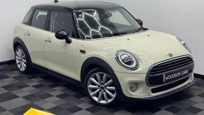 Used Mini Cooper Classic 136 HP (100 kW) 2020 Hatchback