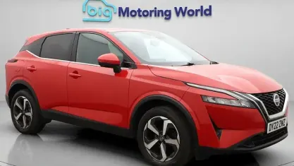 Usado Nissan Qashqai N-Connecta 140 HP (102 kW) 2022 Vermelho SUV