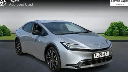 Used Toyota Prius 223 HP (164 kW) 2025 Silver Hatchback