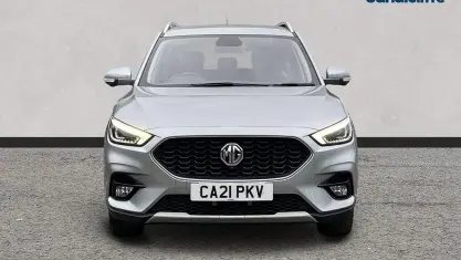 Second-hand MG ZS Exclusive 196 CP (144 kW) 2023 Argintiu SUV