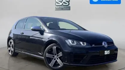 Begagnad VW Golf VII R 310 HK (228 kW) 2016 Svart Halvkombi