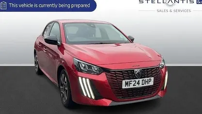 Used Peugeot 208 Allure 101 HP (74 kW) 2025 Hatchback