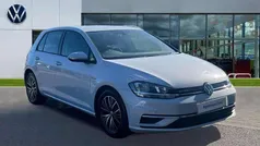 Used 2018 VW Golf VII SE Hatchback | £13,434 (Fair price)