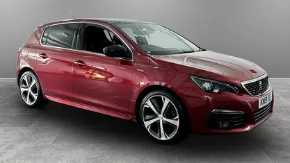 Used Peugeot 308 GT-line 131 HP (96 kW) 2020 Hatchback