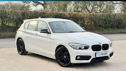 Używany BMW 118 Sport Line 150 KM (110 kW) 2019 Hatchback