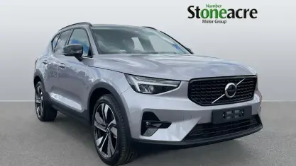 New Volvo XC40 Plus 163 HP (119 kW) 2026 Silver SUV