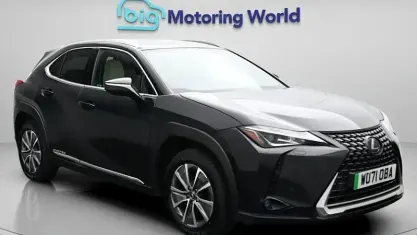 Used Lexus UX 150 kW (204 HP) 2022 SUV