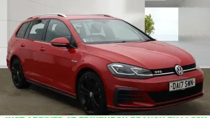 Used VW Golf VII GTD 184 HP (135 kW) 2017 Red Estate