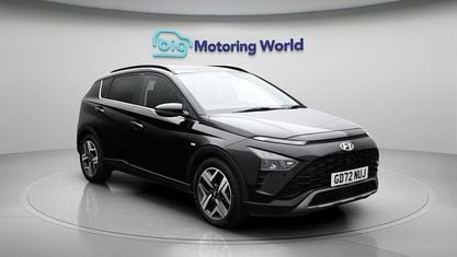 Usado Hyundai Bayon Premium 101 HP (74 kW) 2023 Preto SUV